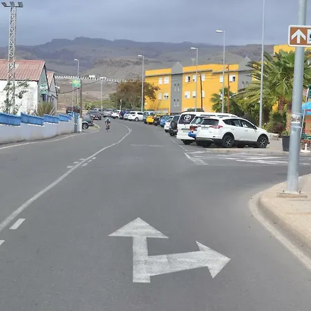 Homestay Fano's House - En Vivienda Particular Playa del Ingles (Gran Canaria)
